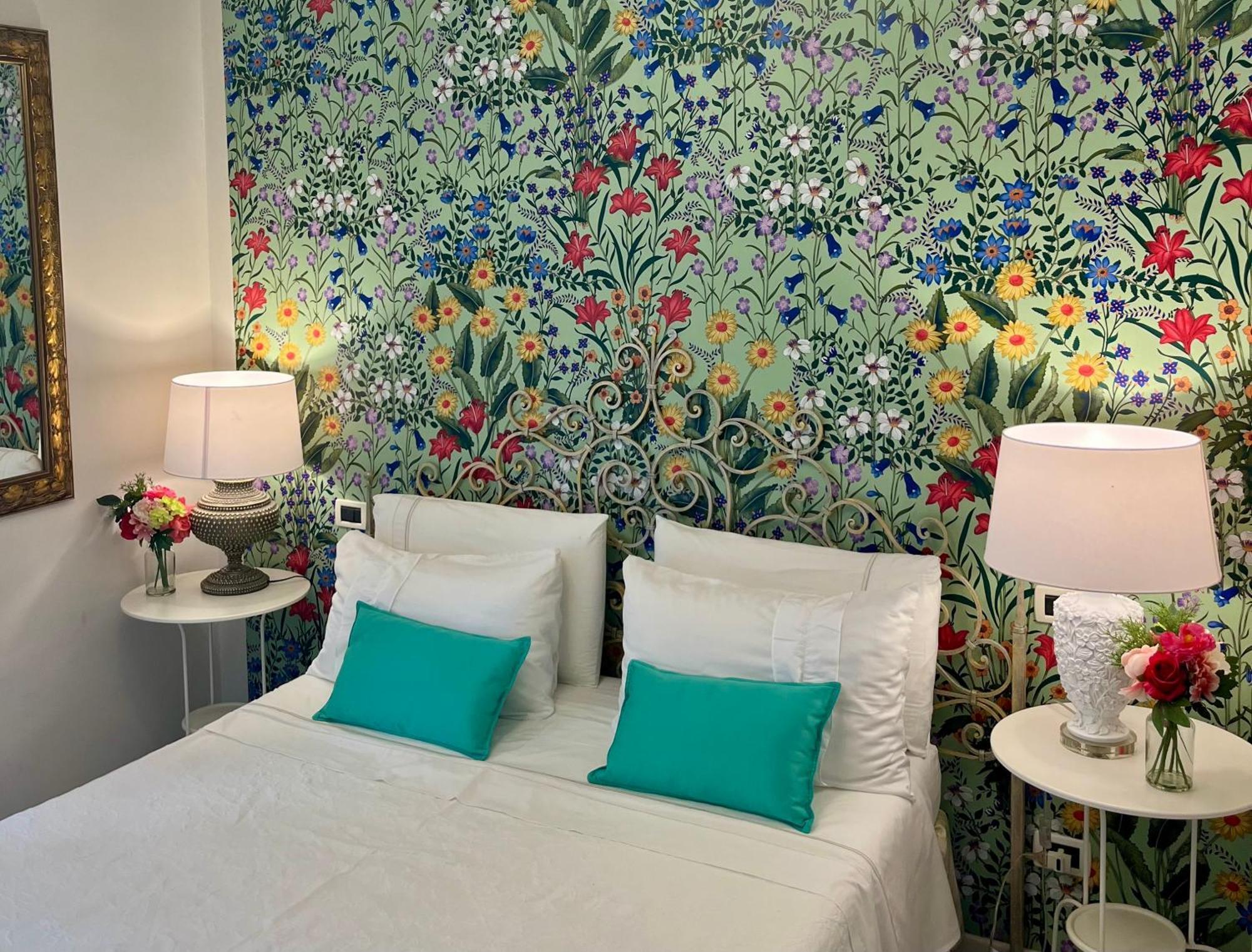 Garda Blue Lake Home Luxury Appartment เดเซนซาโนเดลการ์ดา ภายนอก รูปภาพ
