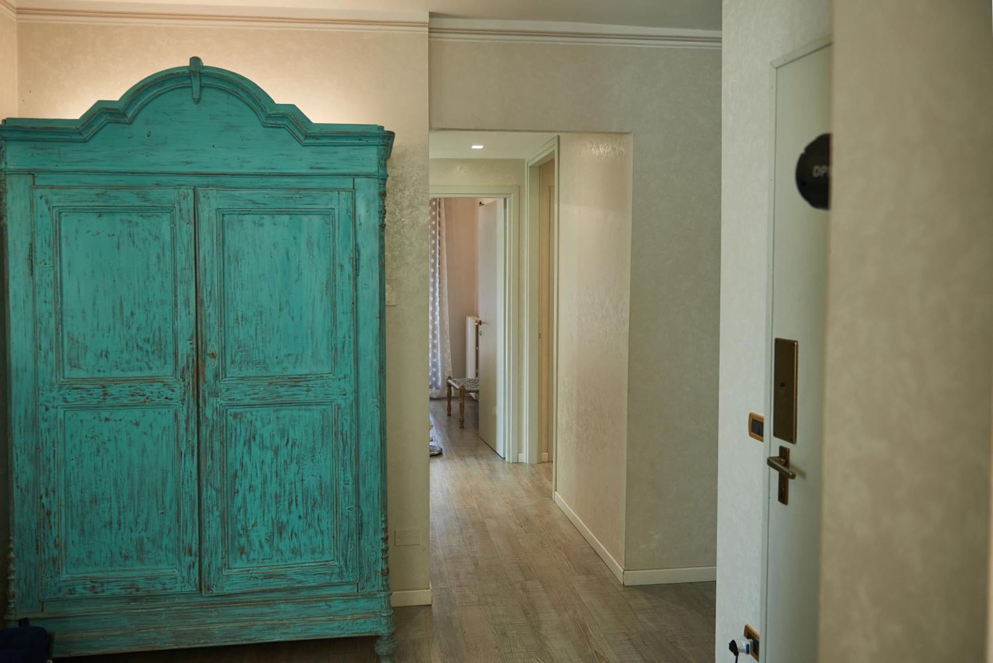 Garda Blue Lake Home Luxury Appartment เดเซนซาโนเดลการ์ดา ภายนอก รูปภาพ